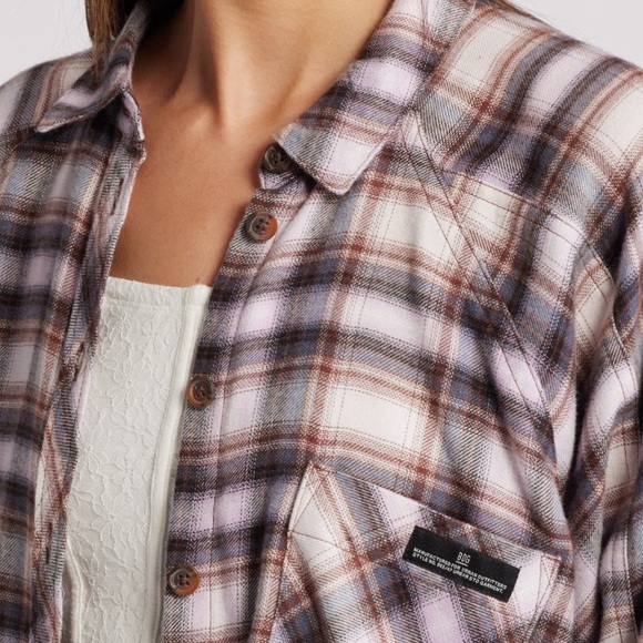 New Urban Outfitters Plaid Flannel Shirt Size Large - Picture 3 of 5